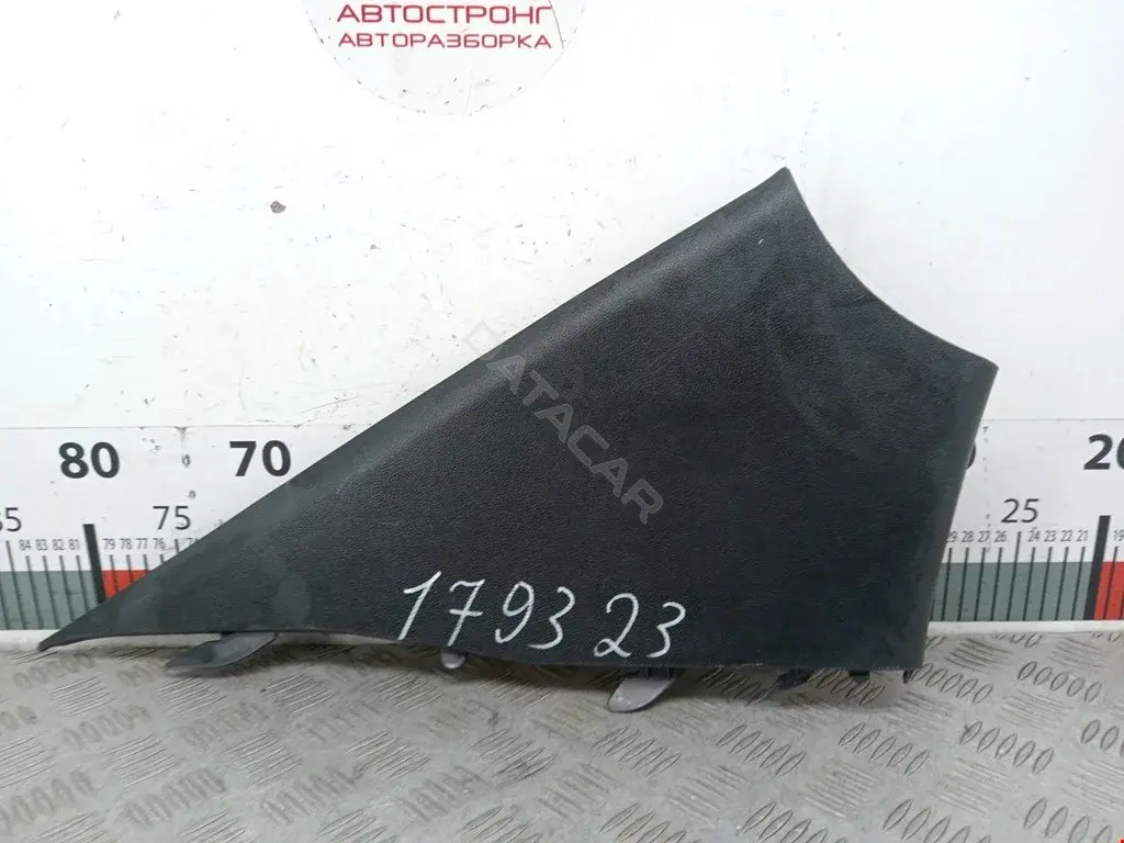 Обшивка стойки 858501R000, 858601R000