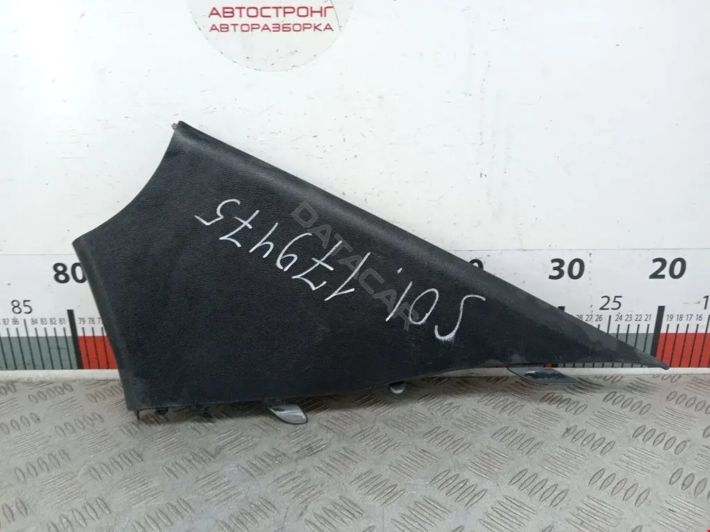Обшивка стойки 858601R000