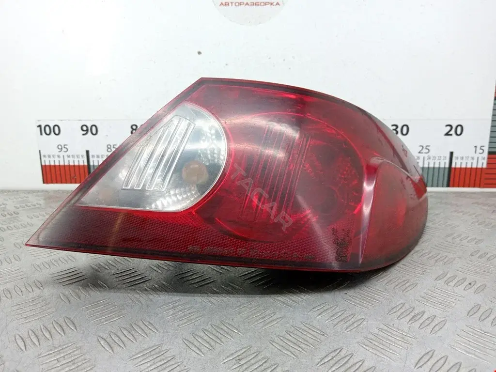 Задние фонари 05303988AE