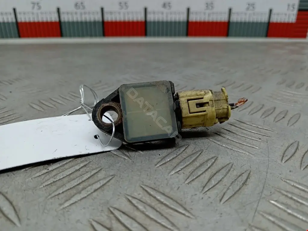 Датчик удара 04896065AA, P04896061AA