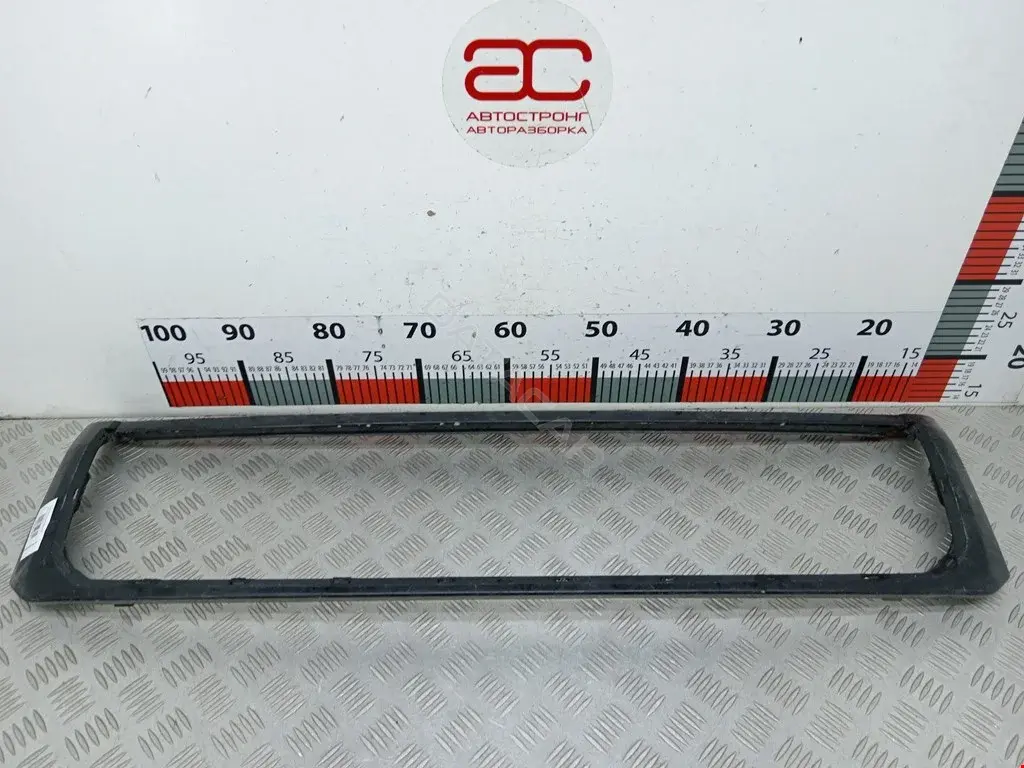 Решетка радиатора DH528C050
