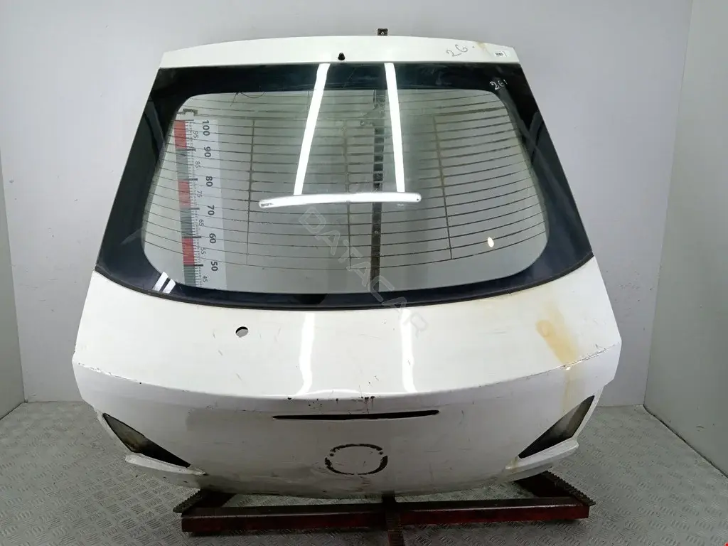 Крышка багажника GSYN6202XF