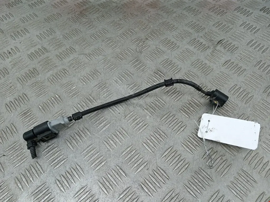 Датчик распредвала 0024015896, 03G903433A, 03G957147A