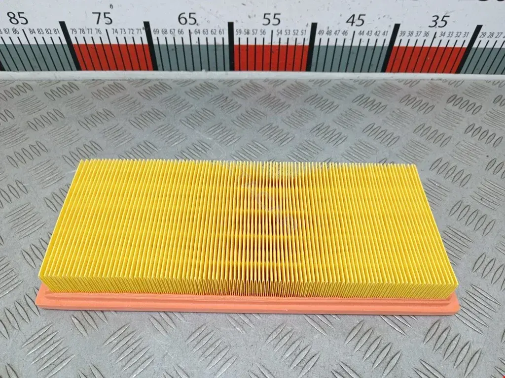 Воздушный фильтр 0834804, 09292493, 144404