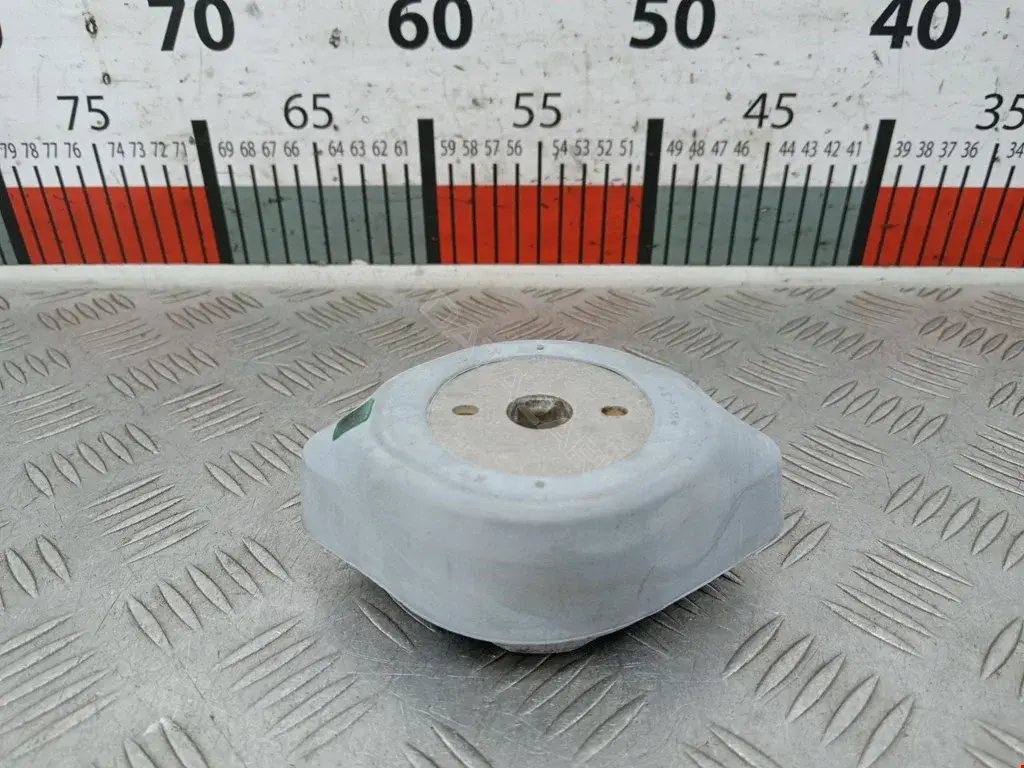 Подушка КПП 09046, 8D0399151M, ME1887