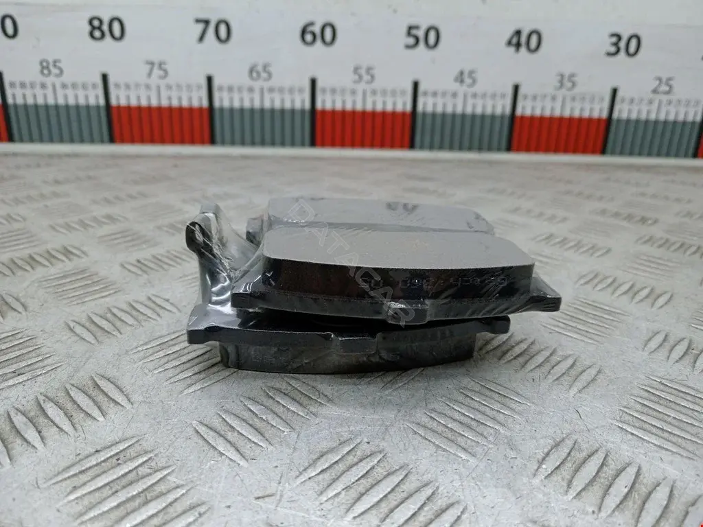 Тормозные колодки 4406087N90, BD5702, GDB1172