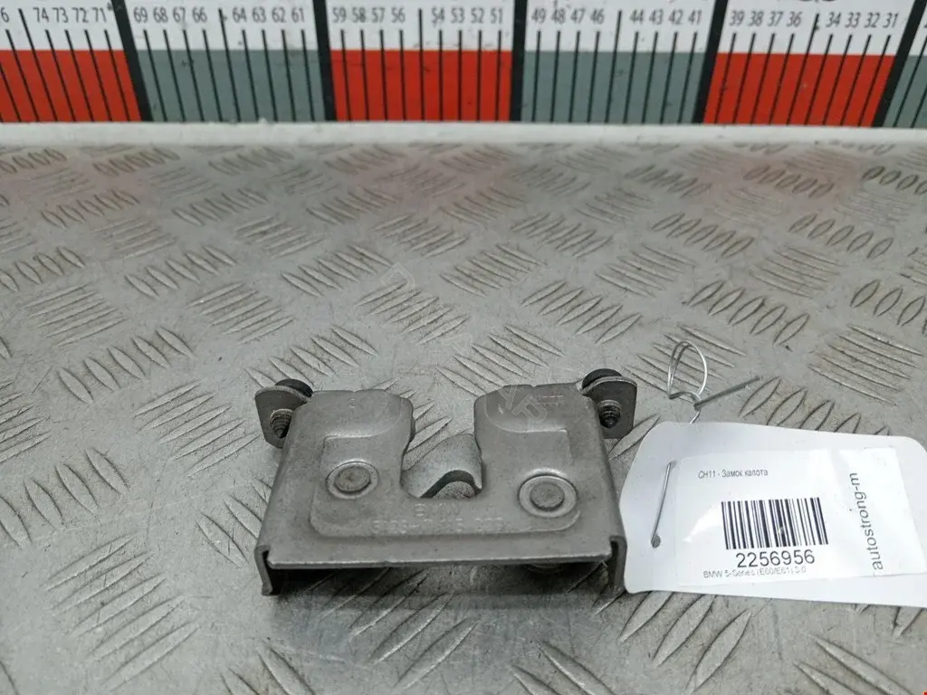Замок капота 51237008755, 51237115229, B5111122