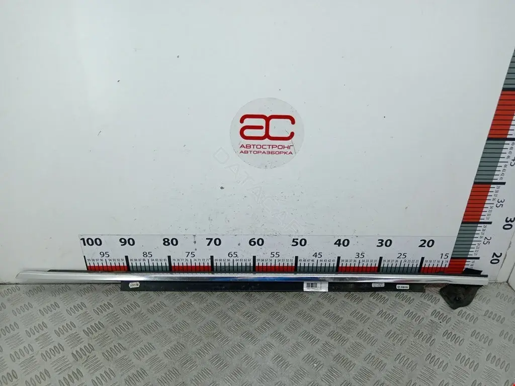 Молдинг двери 4G0853283