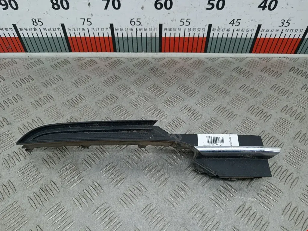 Решетка радиатора 510853665D