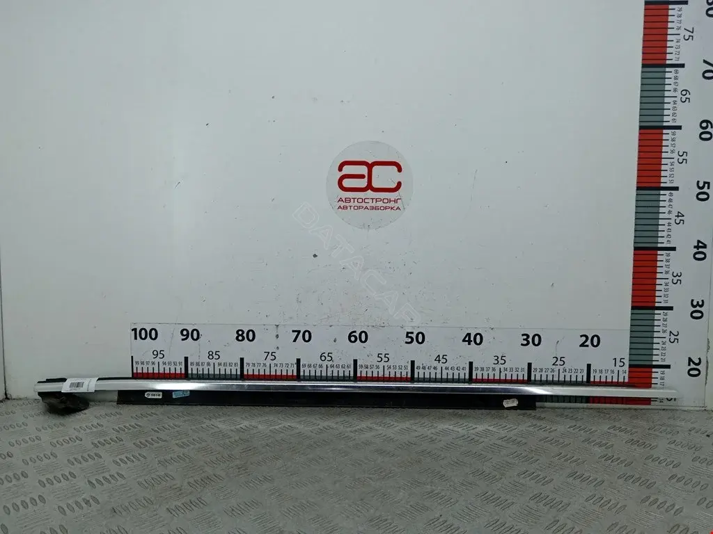 Молдинг двери 4G0853284