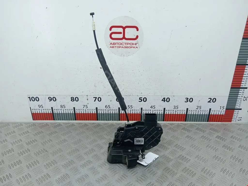 Замок двери 6W8A21812AF