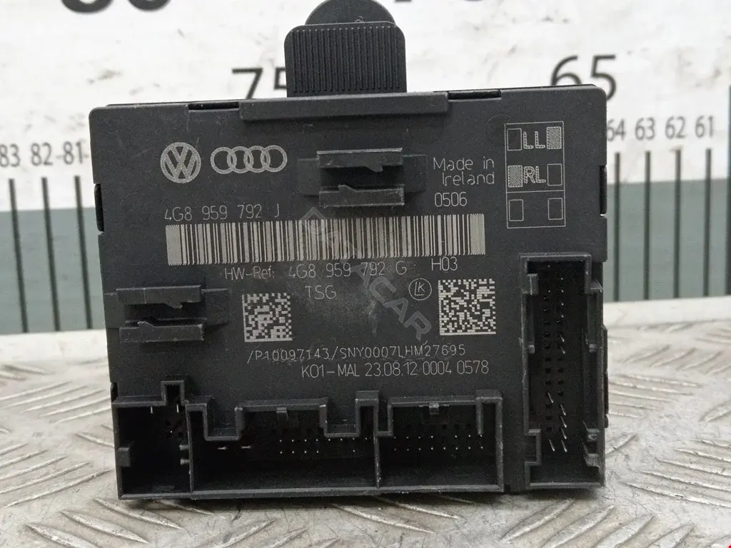 Блок управления двери 4G8949792J