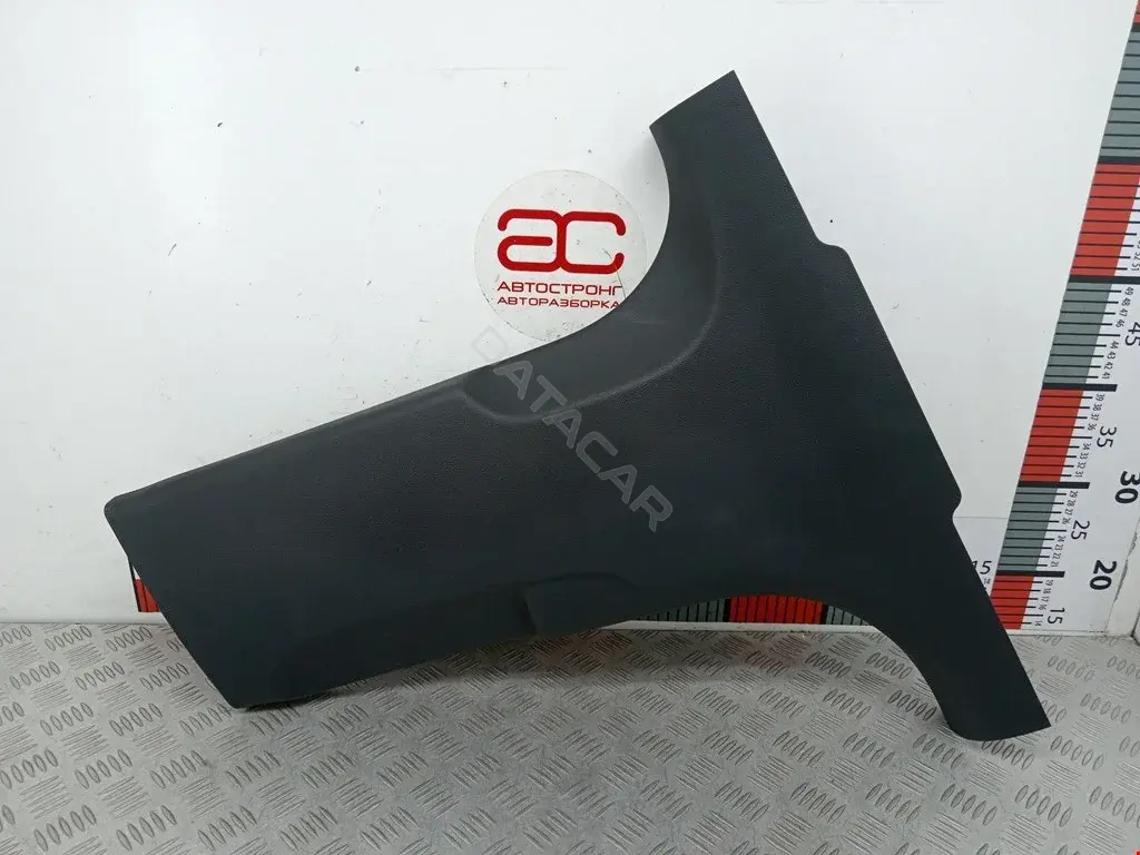 Обшивка стойки 4G0867240