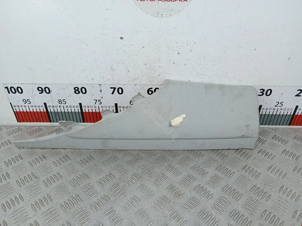 Обшивка стойки 4G5867246