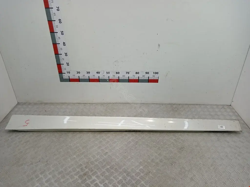 Накладка на порог 51777256911