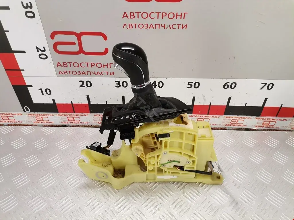 Кулиса 467003Q100