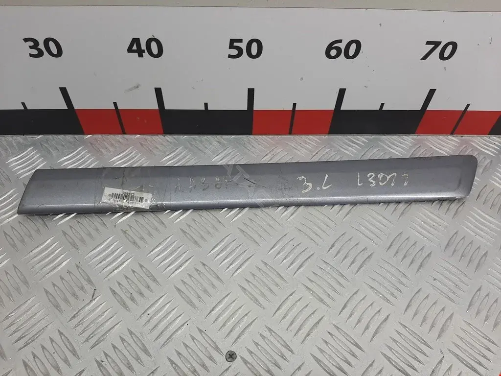 Накладка бампера 8P3853983