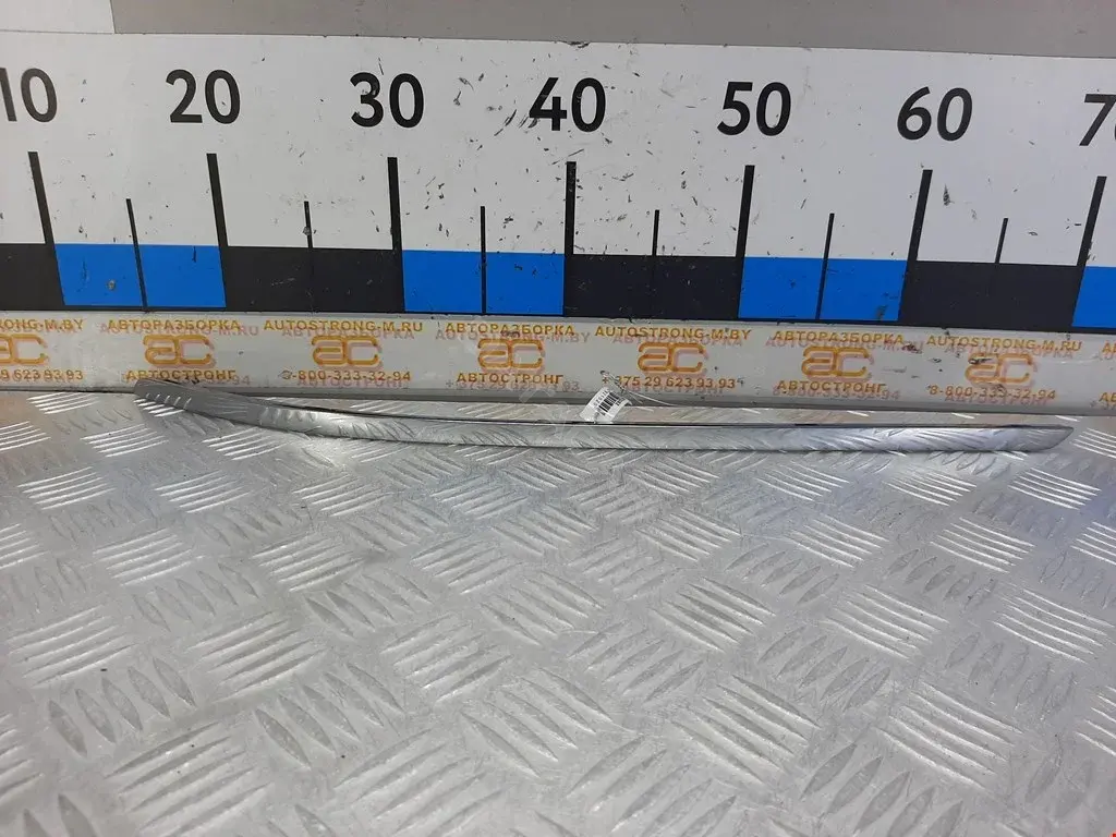 Накладка бампера 865833K710