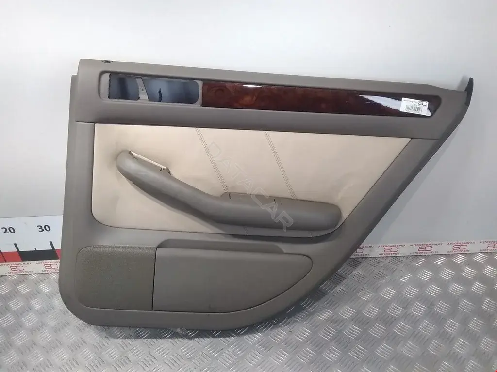 Дверная карта 4B0867304M, 4B0867306