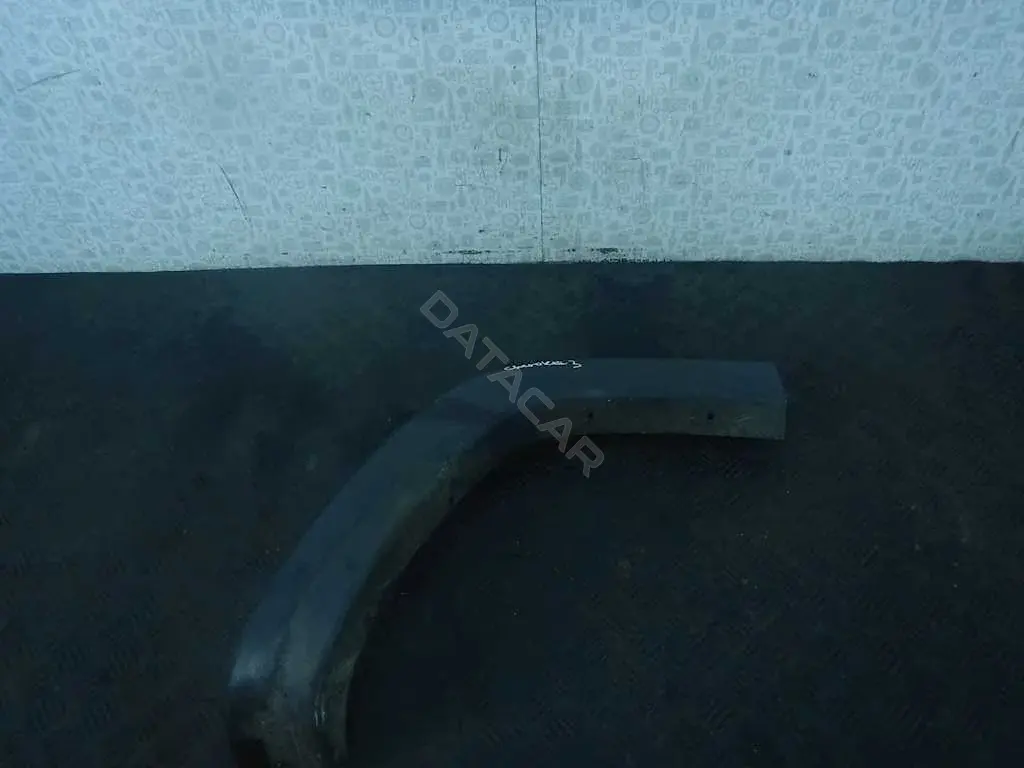 Накладка бампера 5GH02HS5AD