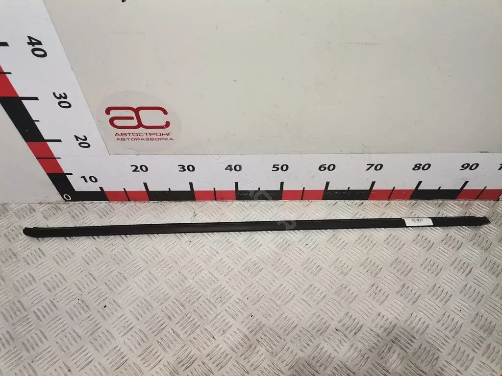 Молдинг двери 9310F1