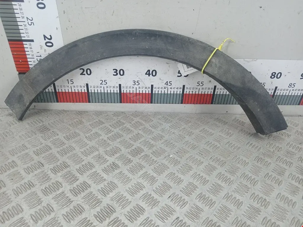 Накладка бампера 87744F1000