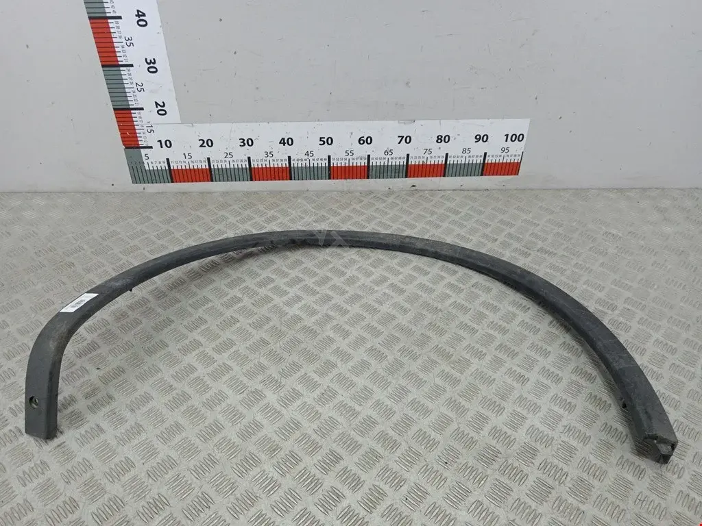 Накладка бампера 7P5853828D