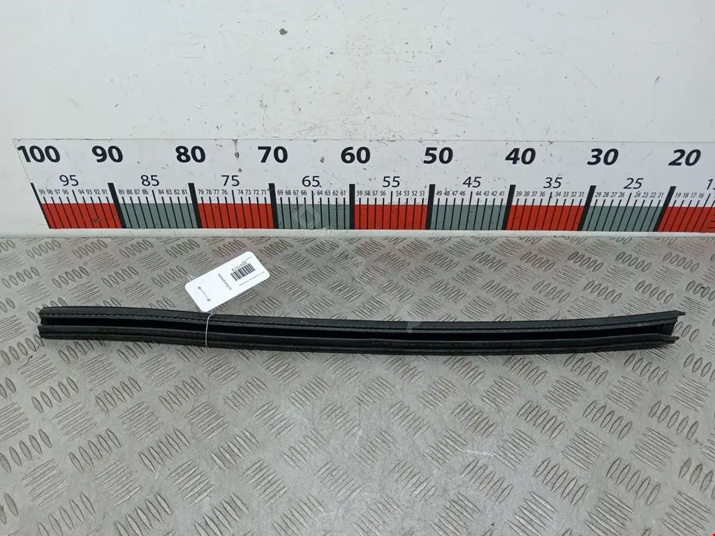 Молдинг двери 4G0839479