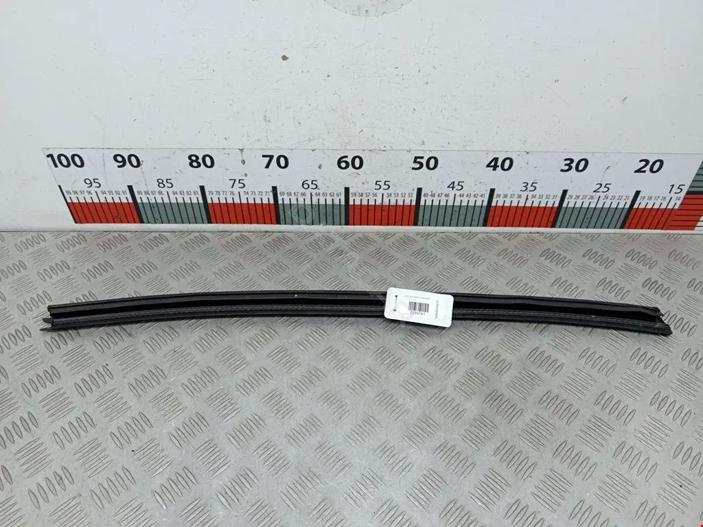 Молдинг двери 4G0837479, 4G0839479