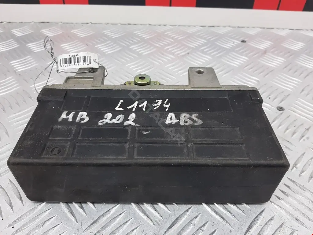 Блок управления АБС 0019971892, 0049976492, 0059975192