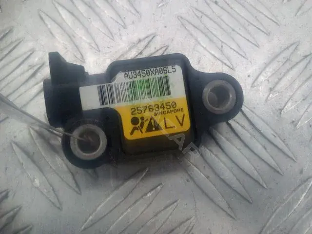 Датчик удара 25763450, 27563450