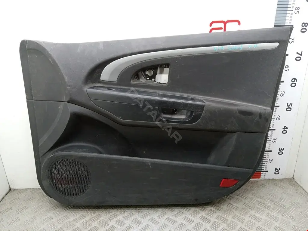 Дверная карта 823201H000, 826201H000