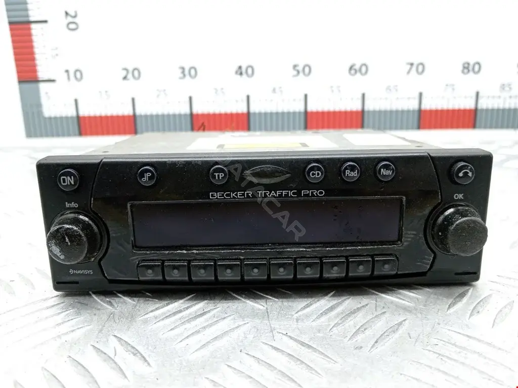 Магнитола BE4720