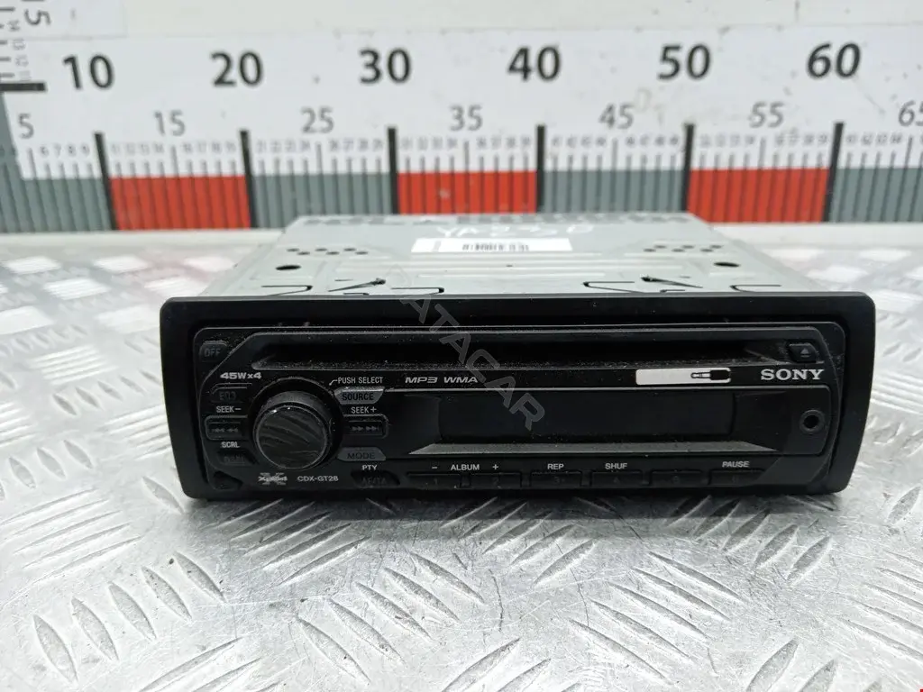 Магнитола CDXGT28