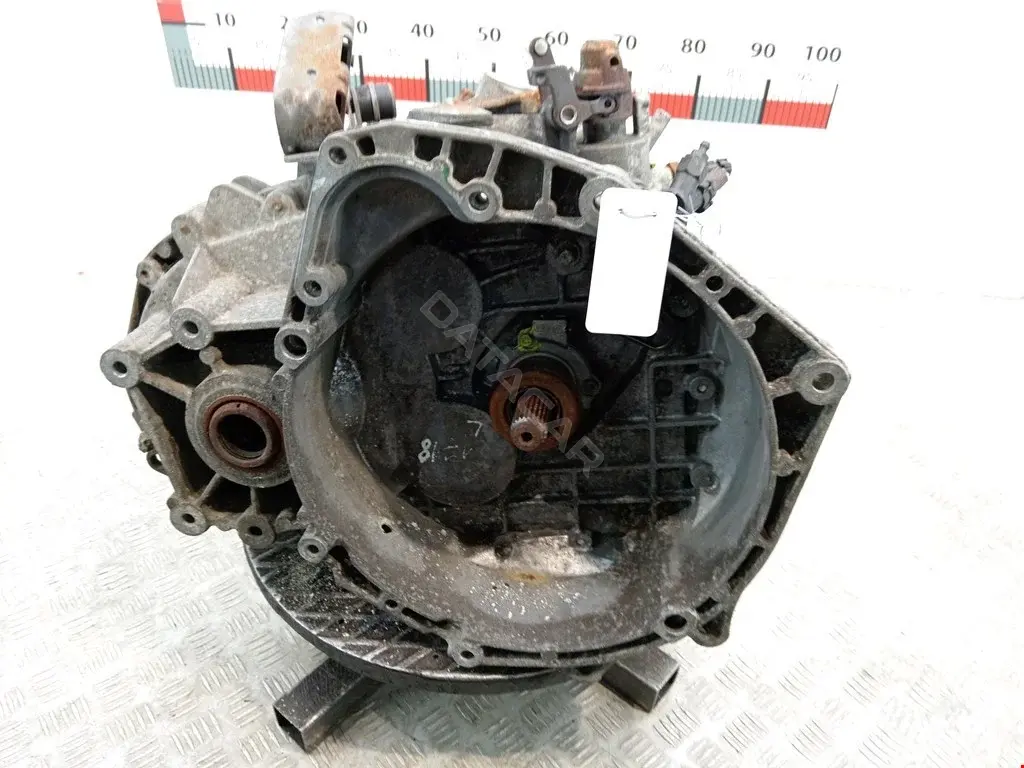 Механическая коробка передач (МКПП) 55560475, F40