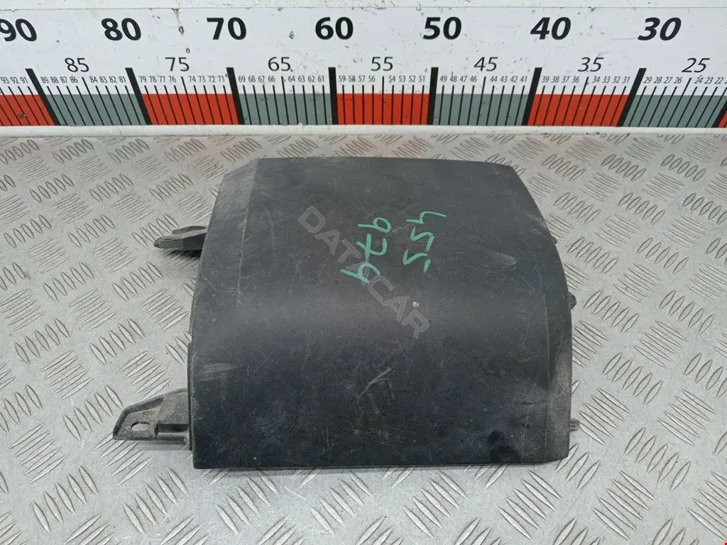 Ус под фонарь 7E0807321C