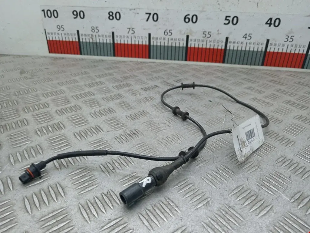 Датчик АБС 8W832C204AB