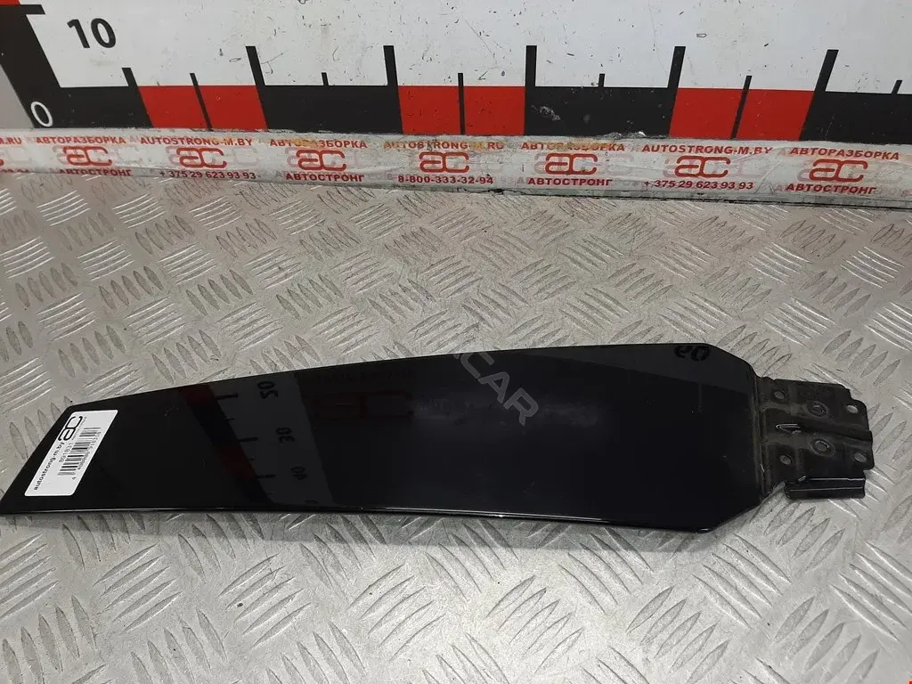 Молдинг двери 8T8853290