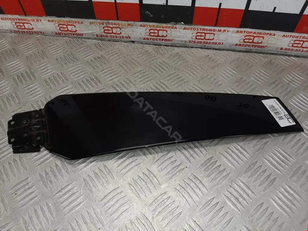 Молдинг двери 8T8853289
