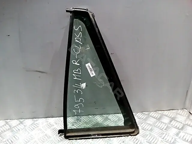 Форточка задняя левая A2517300155