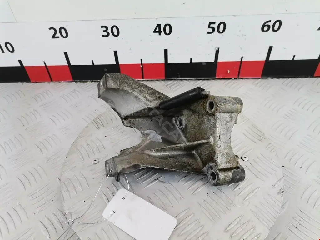 Кронштейн топливного фильтра 190233, 9638770480
