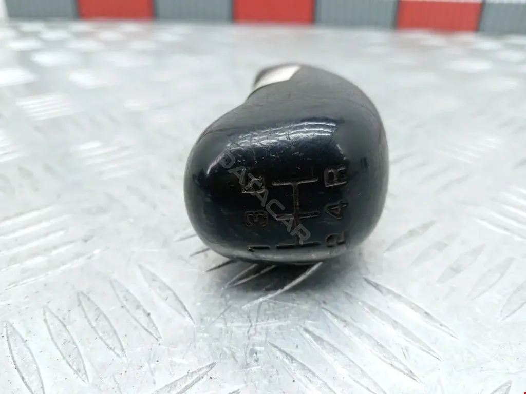 Ручка КПП 1760243