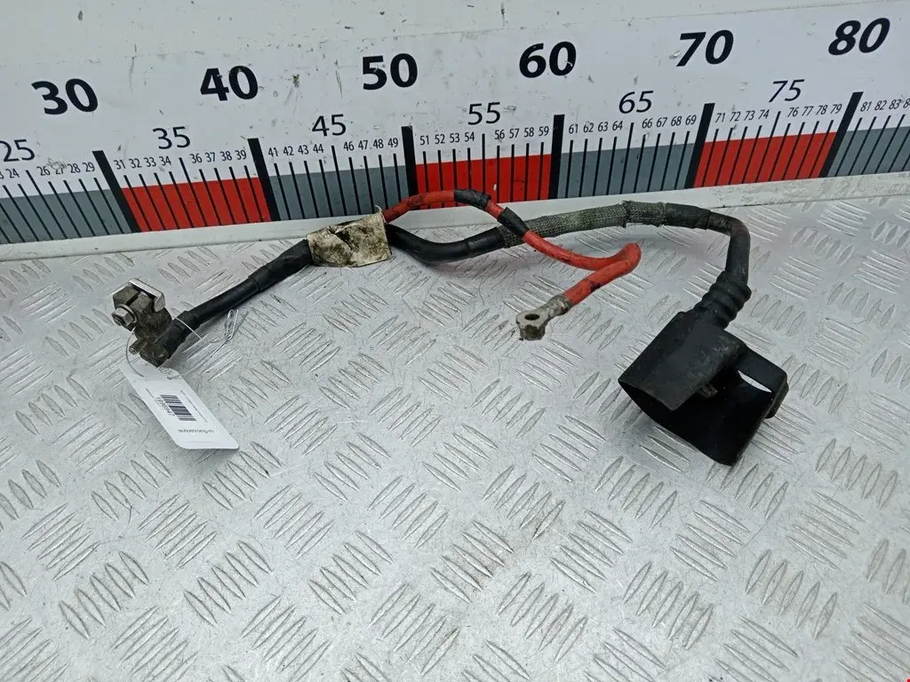Клемма аккумуляторная 1K0971228, 1K0971228J, 1K0971228L