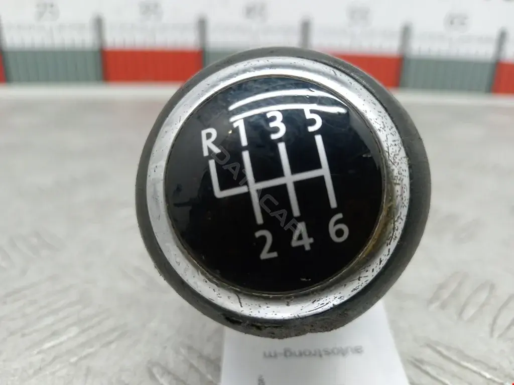 Ручка КПП 2164111