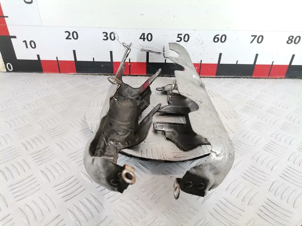 Тепловой экран глушителя 07Z253036D