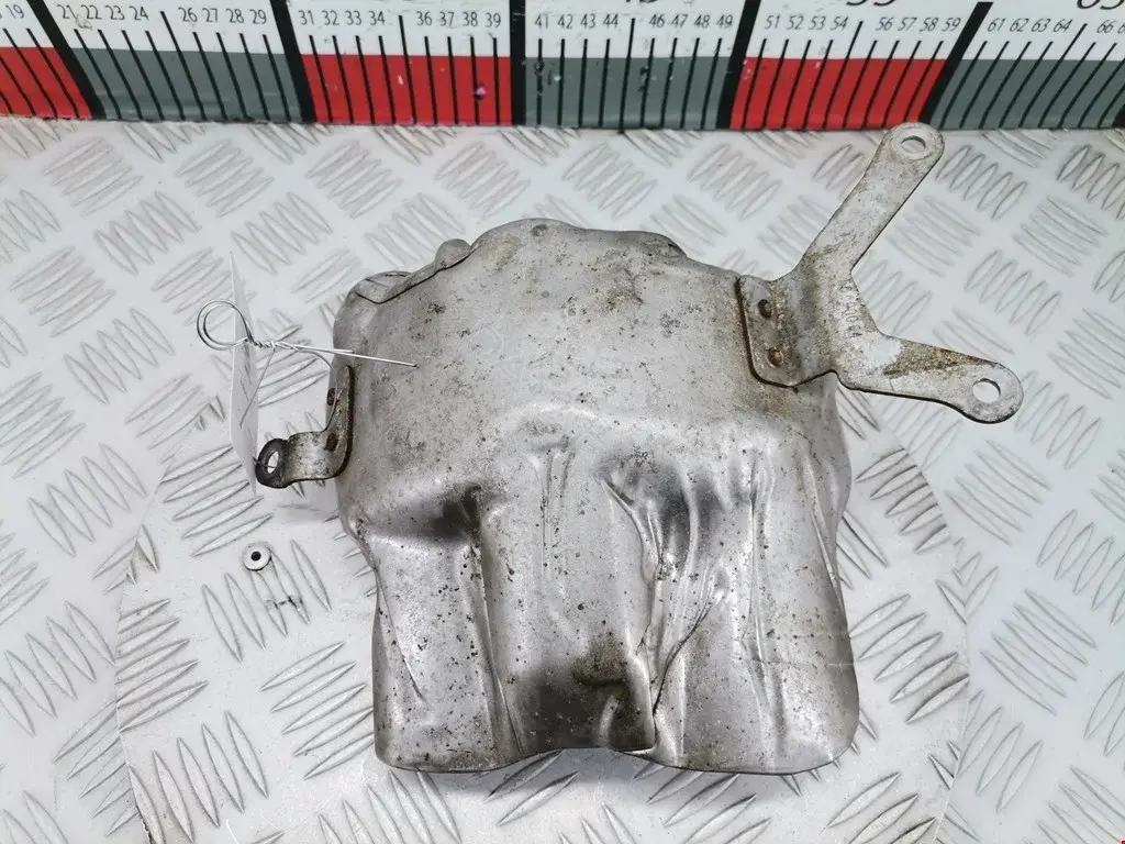 Тепловой экран глушителя A6420960468