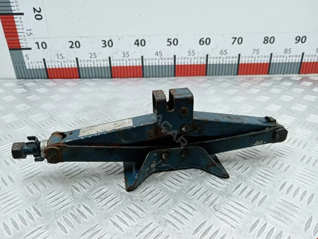 Домкраты GA5R37790E