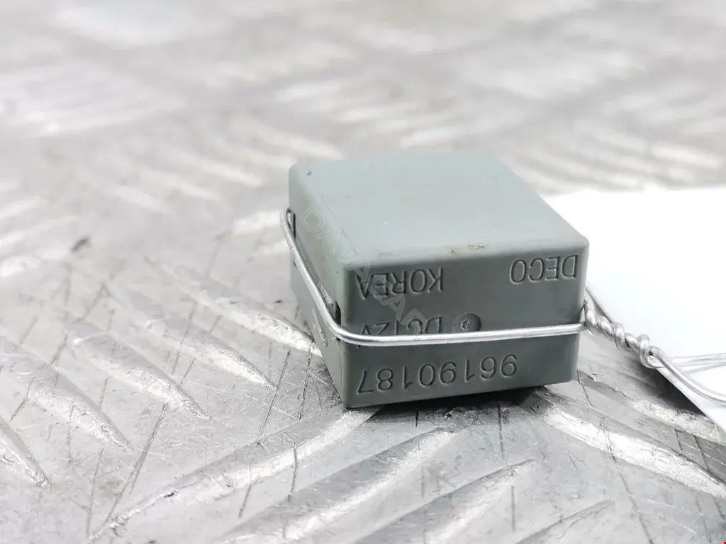 Многофункциональное реле 0K2A267740, 201937JD14, 73233353