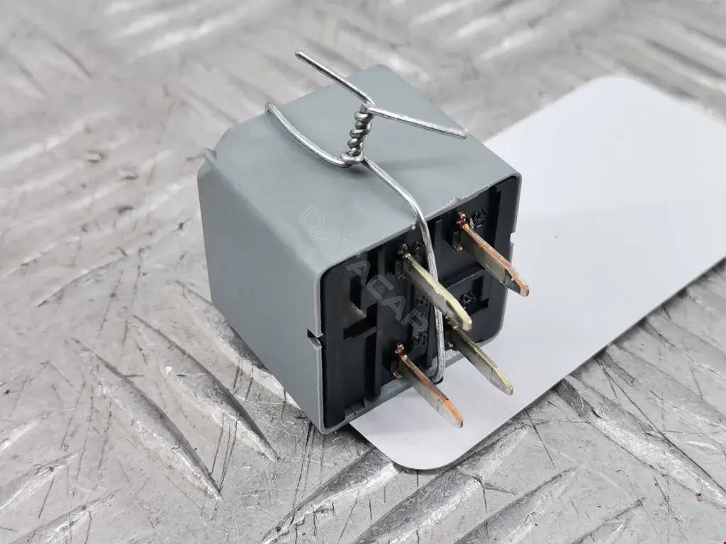 Многофункциональное реле 158733, 201937JD13, 4RA933332591
