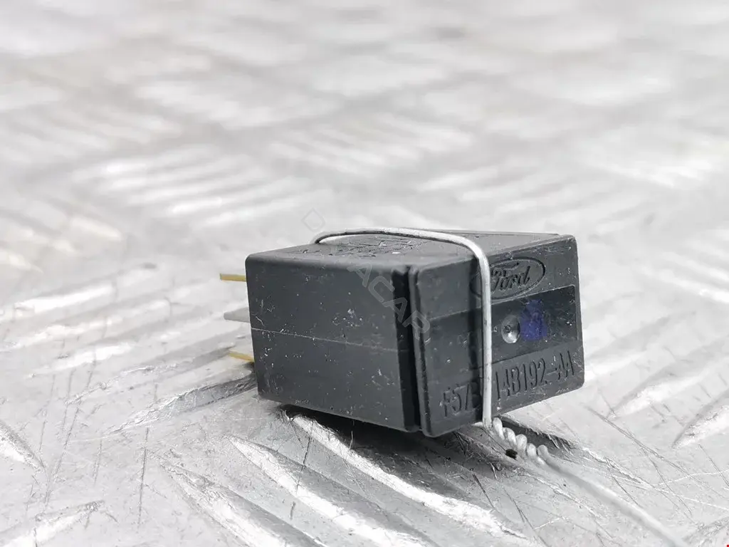 Многофункциональное реле F0AB14B192AA